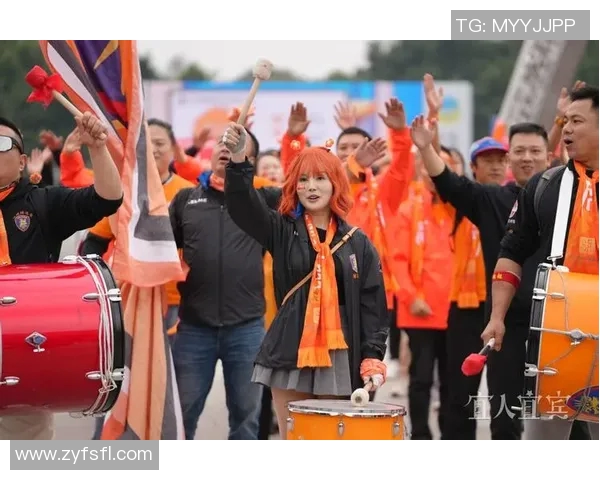 中国球迷组织成最大助威团震撼全场助力球队突破极限展现狂热支持 中国球迷组织成最大助威团震撼全场助力球队突破极限展现狂热支持